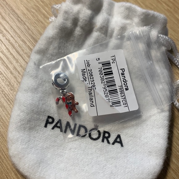 NWT Pandora Gingerbread Man Dangle Charm - Picture 3 of 7